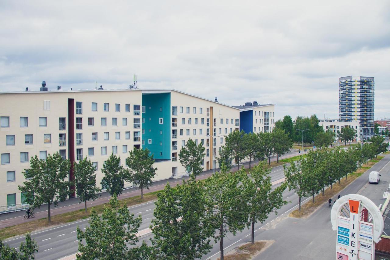 Lovely Northern Apartment, Parking オウル エクステリア 写真