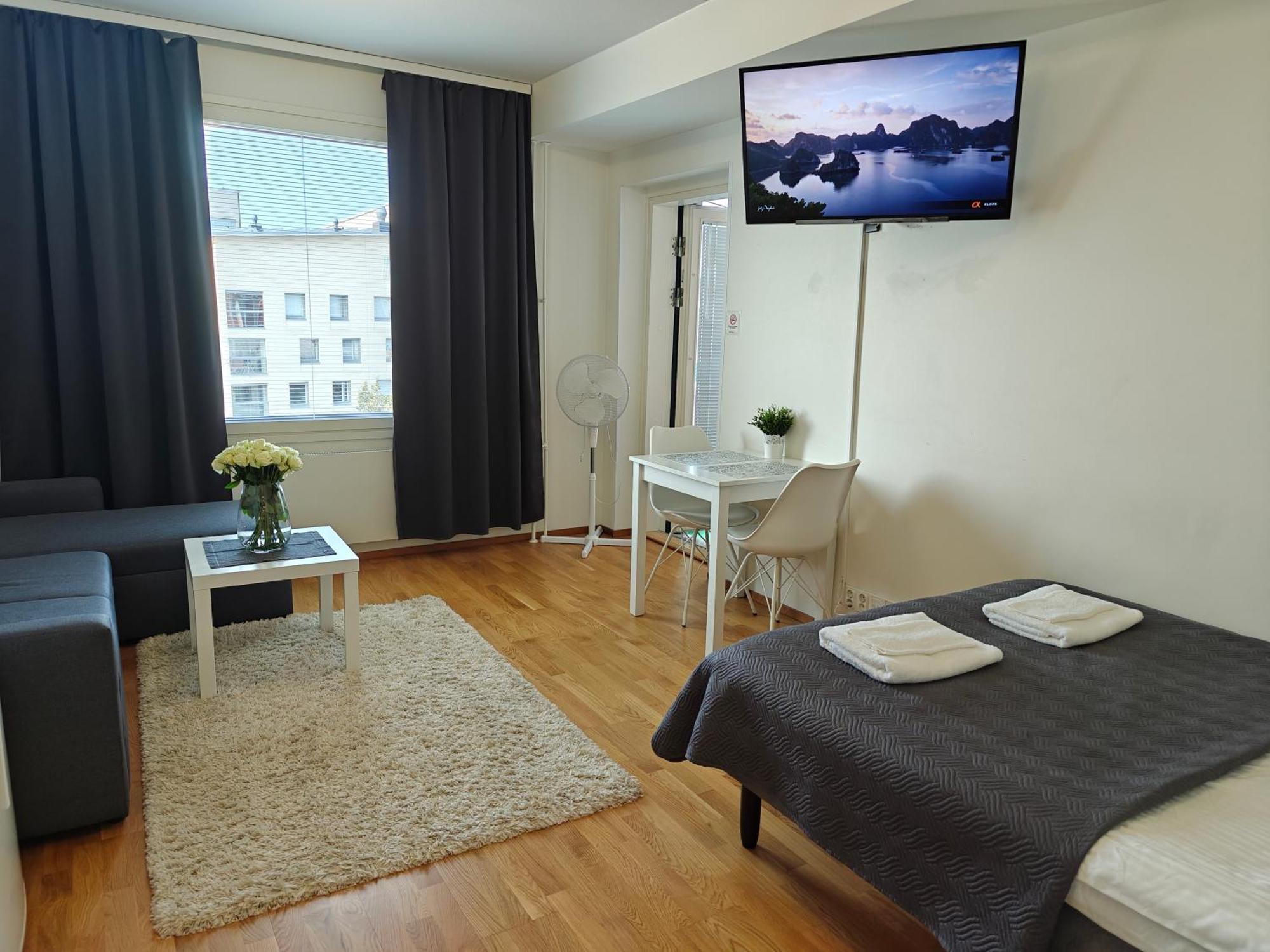 Lovely Northern Apartment, Parking オウル エクステリア 写真
