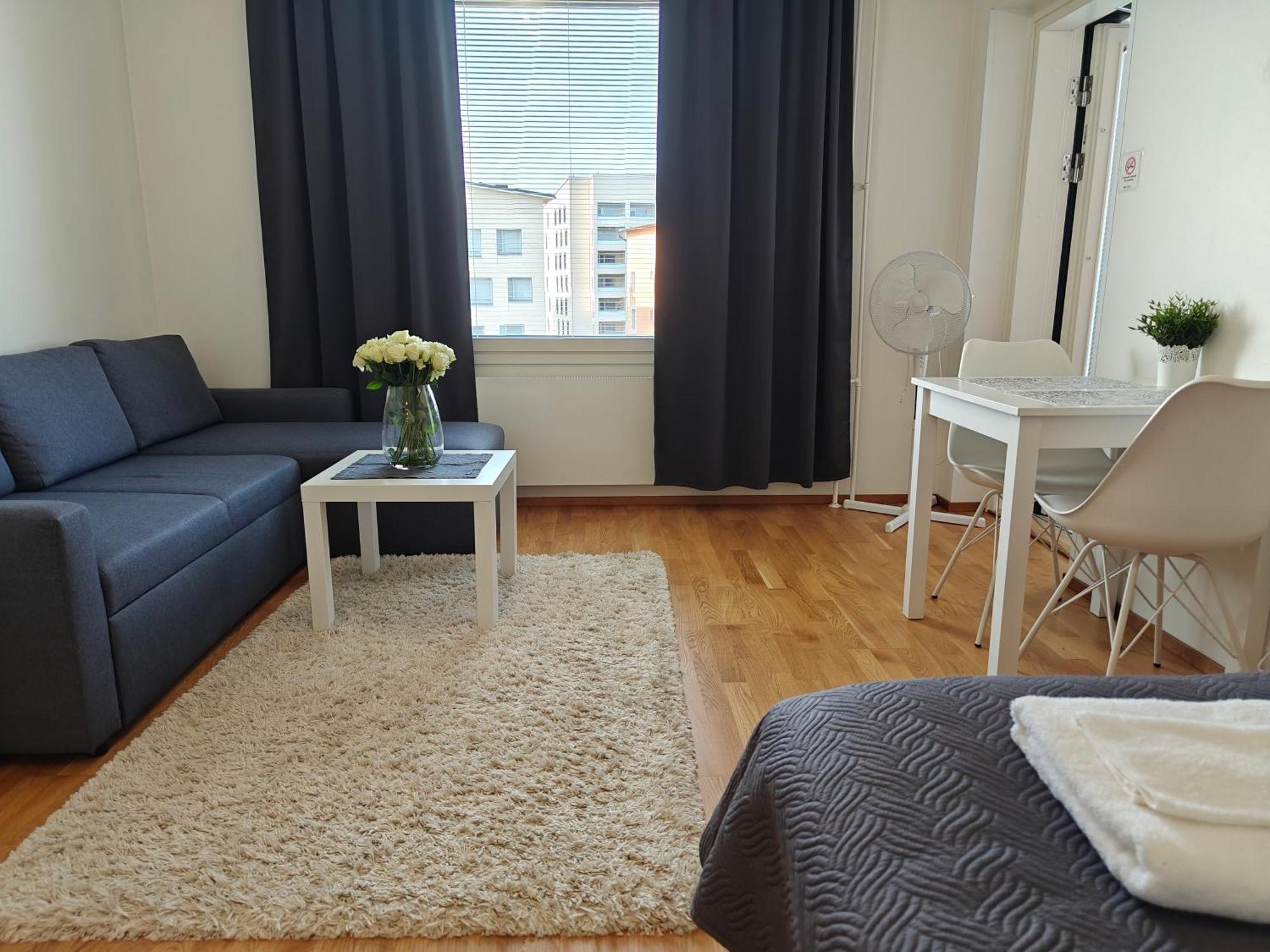 Lovely Northern Apartment, Parking オウル エクステリア 写真