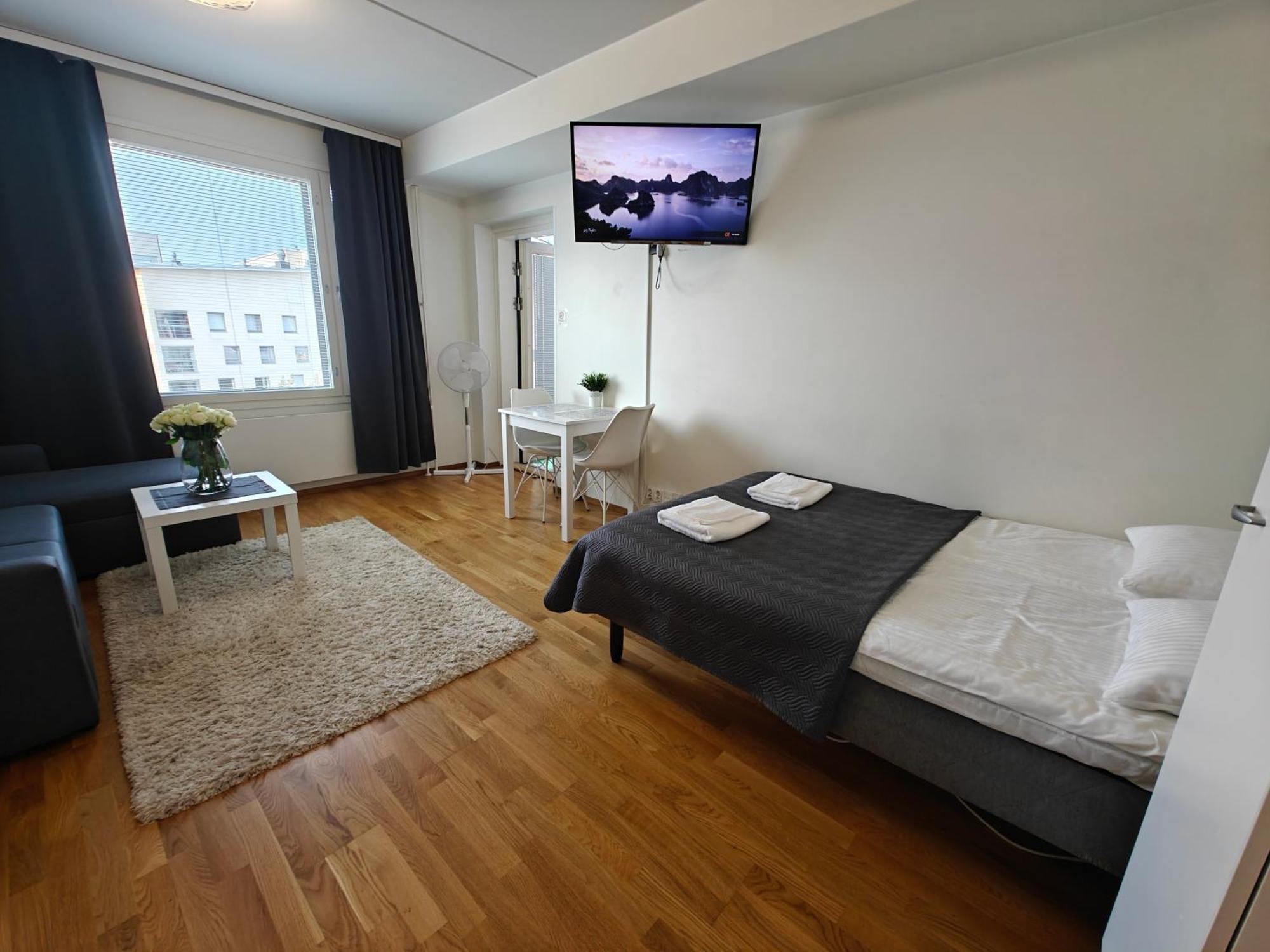 Lovely Northern Apartment, Parking オウル エクステリア 写真